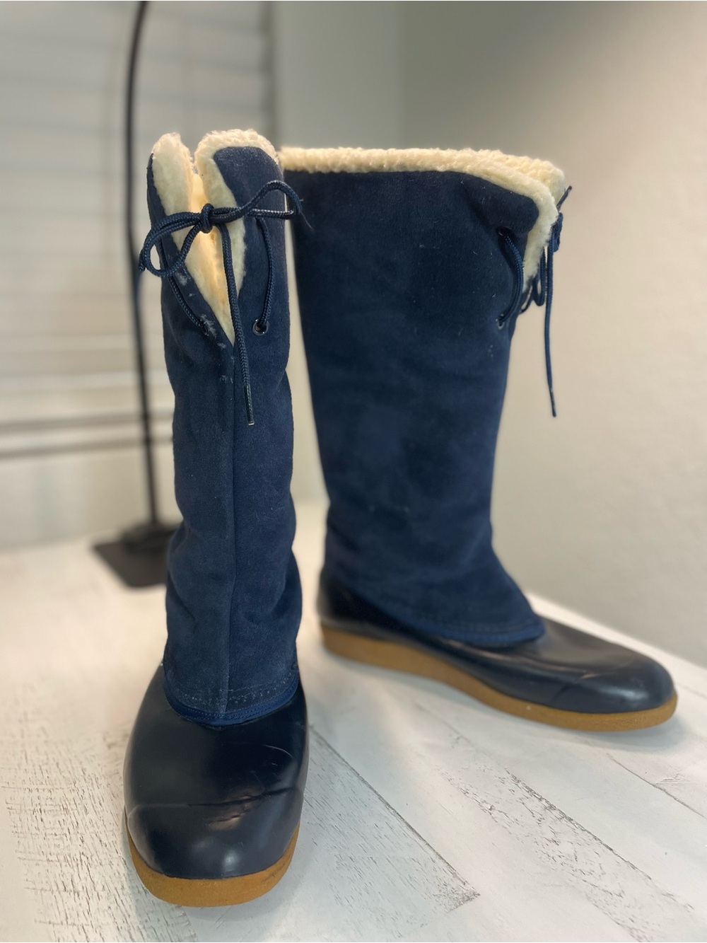 Eddie Bauer Navy Suede Duck Winter Snow Boots Faux Fur Size 9